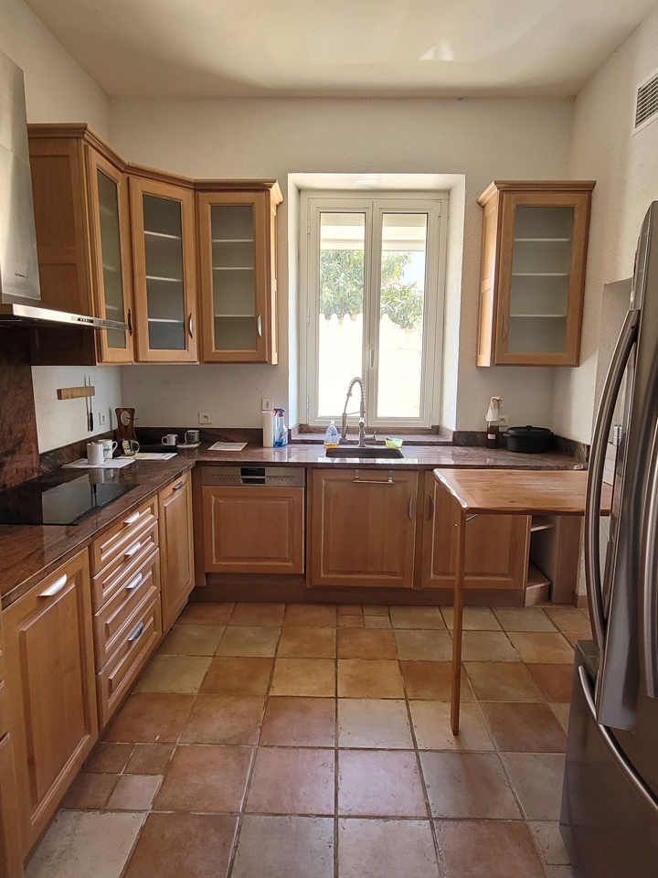 3 Bed, 2 Bath, HouseFor Sale, Capestang, Herault, Languedoc-Roussillon, 34310