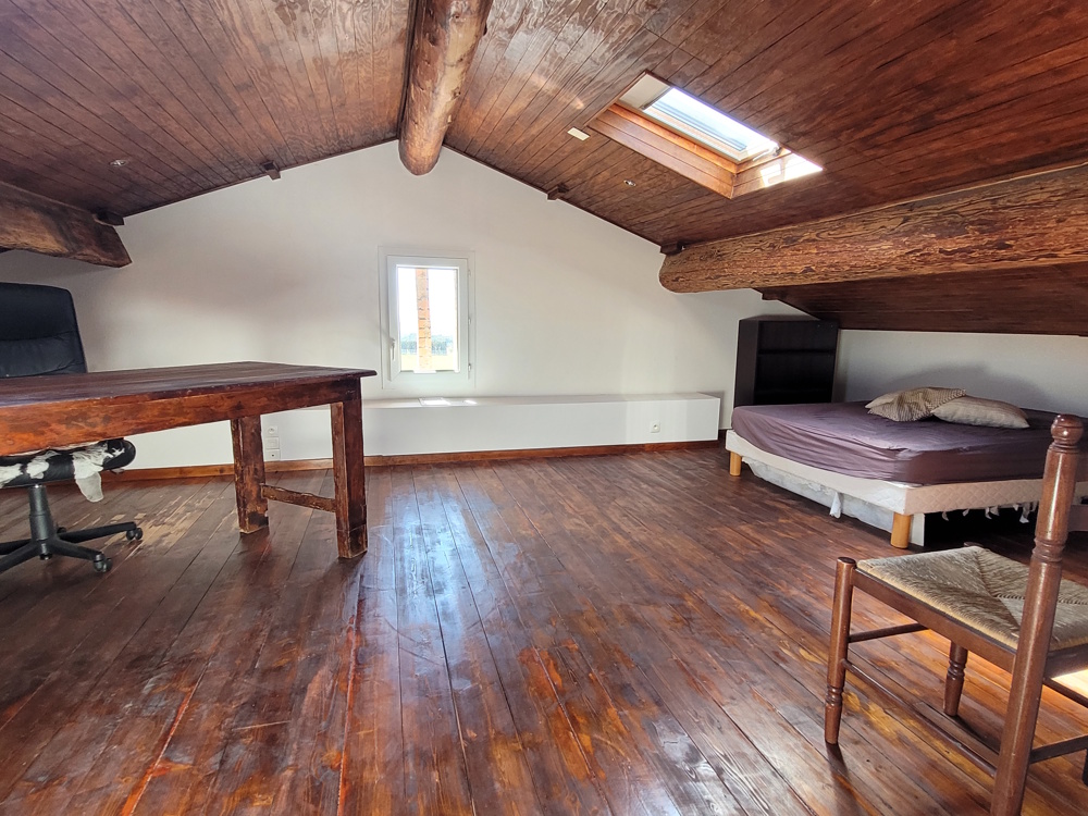 3 Bed, 2 Bath, HouseFor Sale, Capestang, Herault, Languedoc-Roussillon, 34310