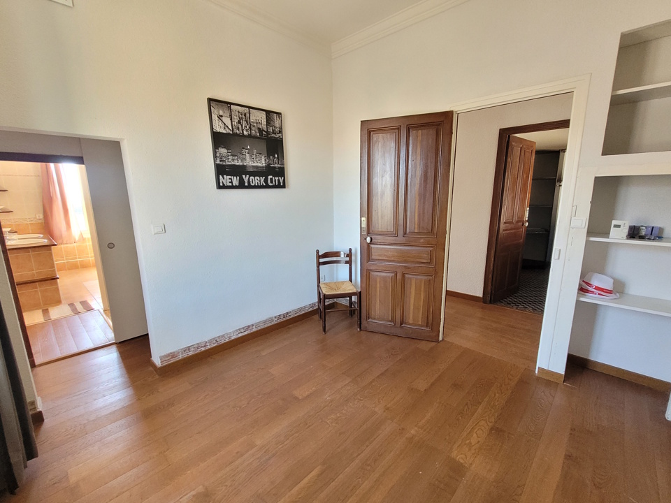 3 Bed, 2 Bath, HouseFor Sale, Capestang, Herault, Languedoc-Roussillon, 34310