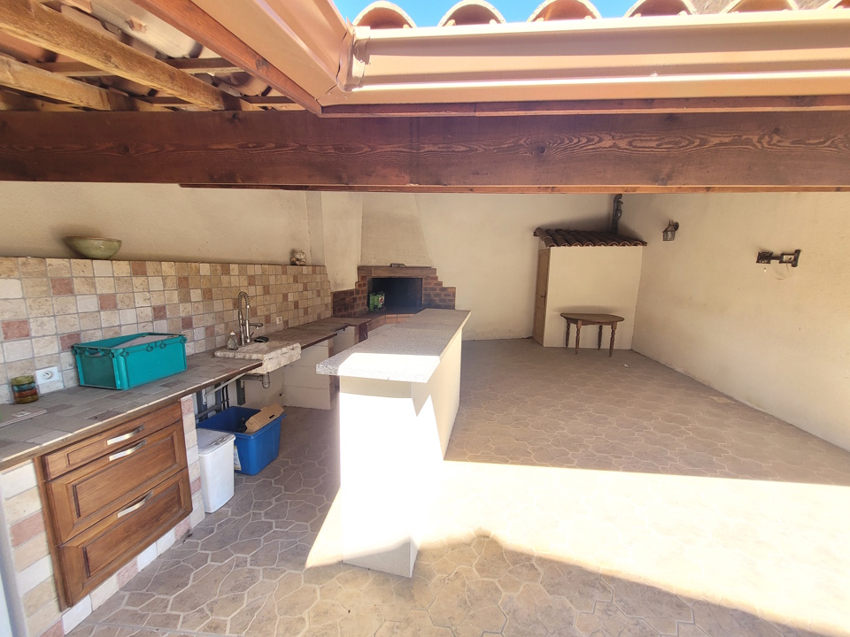 3 Bed, 2 Bath, HouseFor Sale, Capestang, Herault, Languedoc-Roussillon, 34310