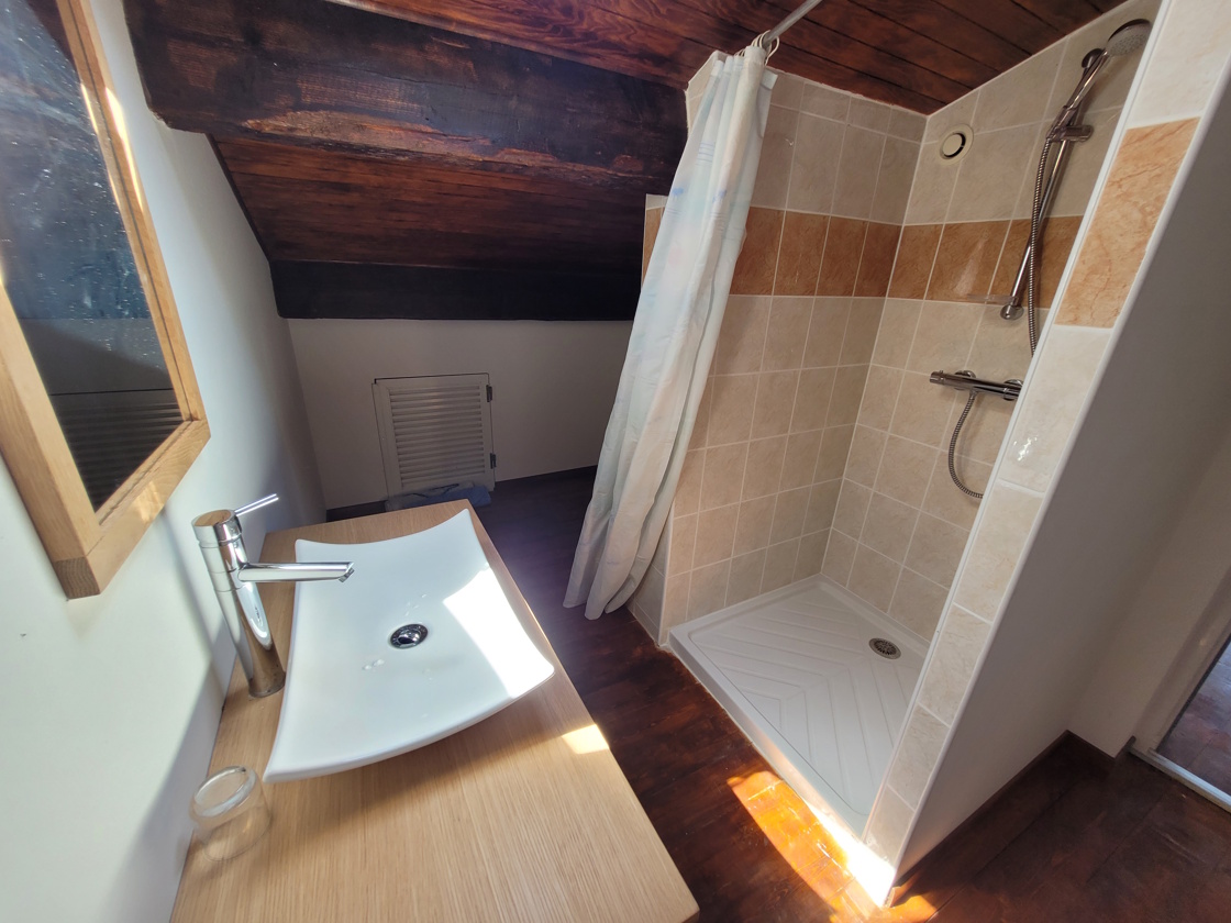 3 Bed, 2 Bath, HouseFor Sale, Capestang, Herault, Languedoc-Roussillon, 34310