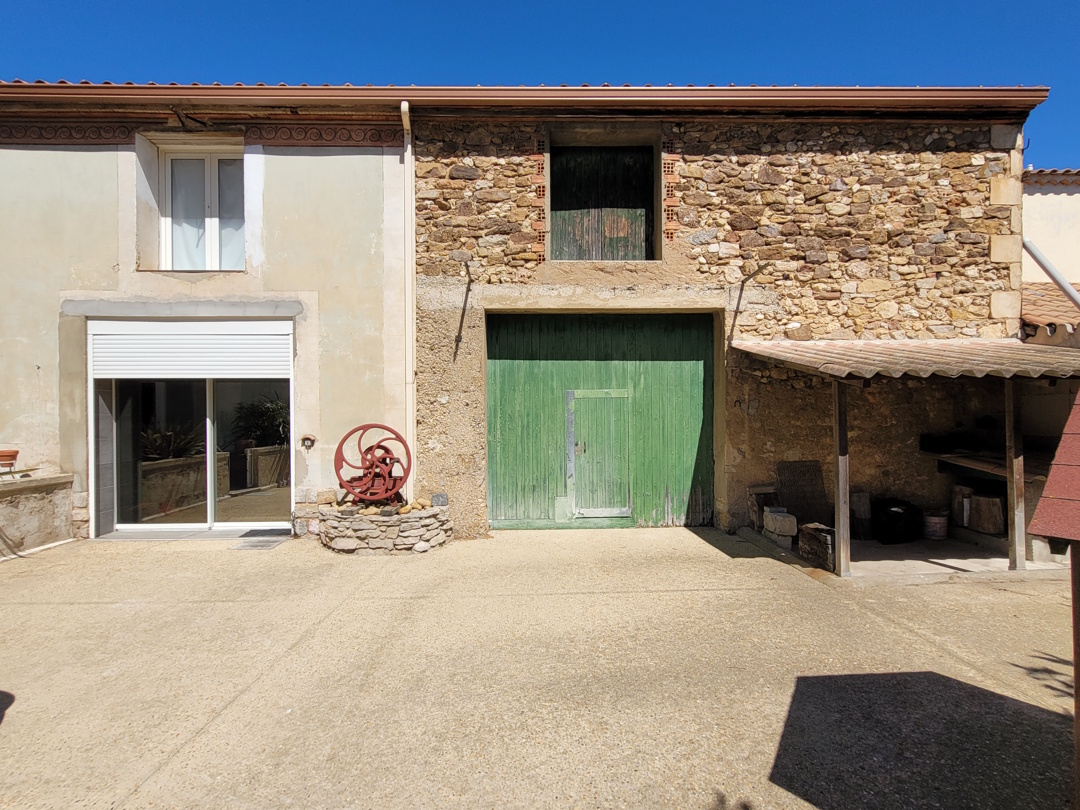 3 Bed, 2 Bath, HouseFor Sale, Capestang, Herault, Languedoc-Roussillon, 34310