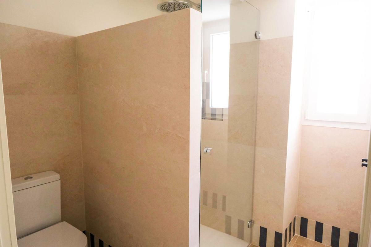 2 Bed, 1 Bath, HouseFor Sale, Malaga, Costa del Sol