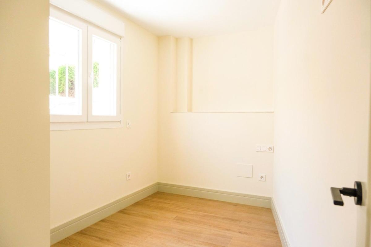 2 Bed, 1 Bath, HouseFor Sale, Malaga, Costa del Sol