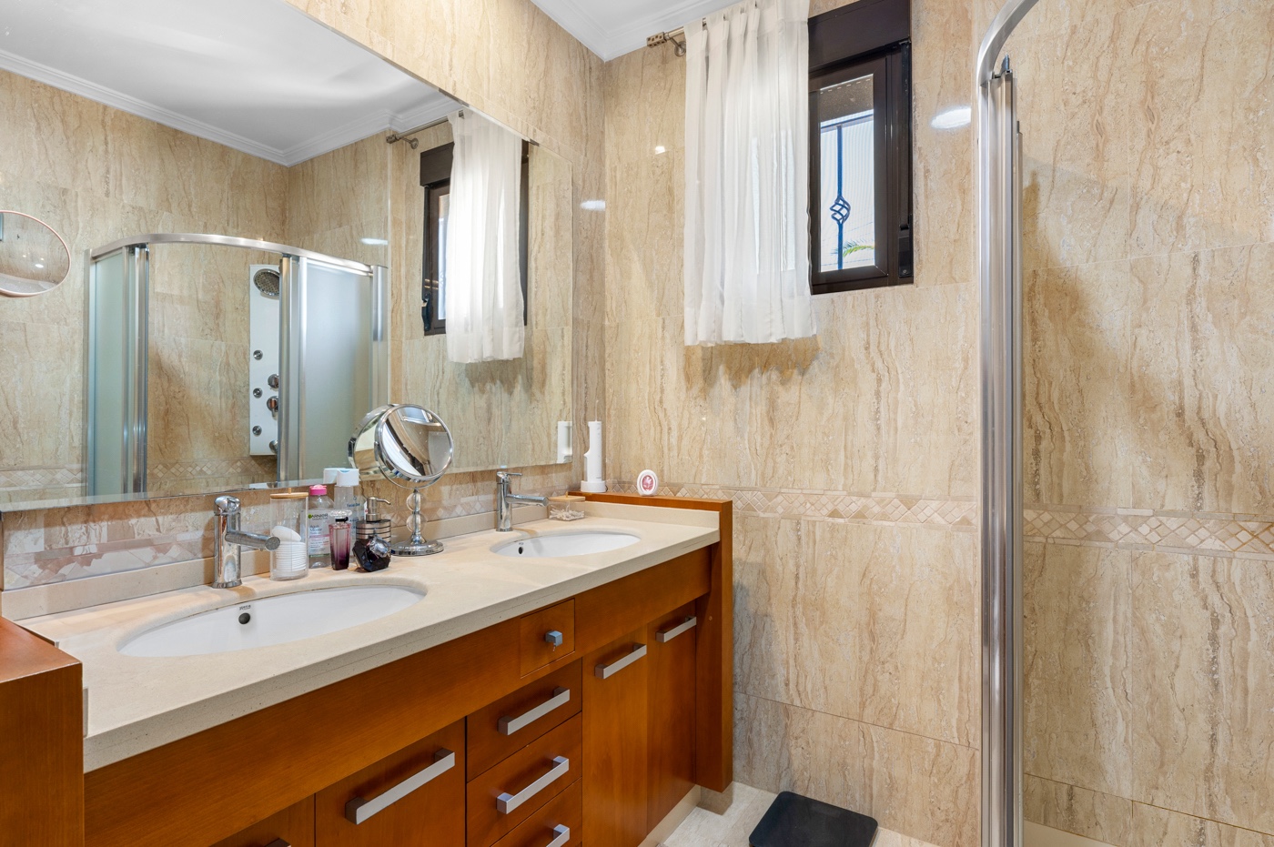 5 Bed, 2 Bath, HouseFor Sale, Crevillente, Alicante