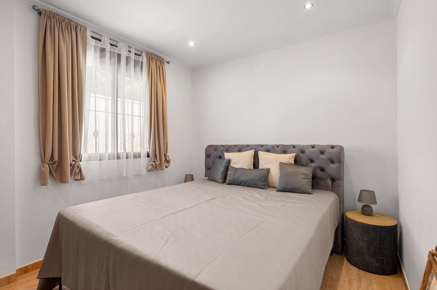 5 Bed, 2 Bath, HouseFor Sale, Crevillente, Alicante