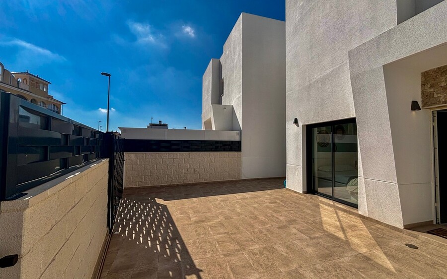 2 Bed, 2 Bath, HouseFor Sale, Benijofar, Alicante