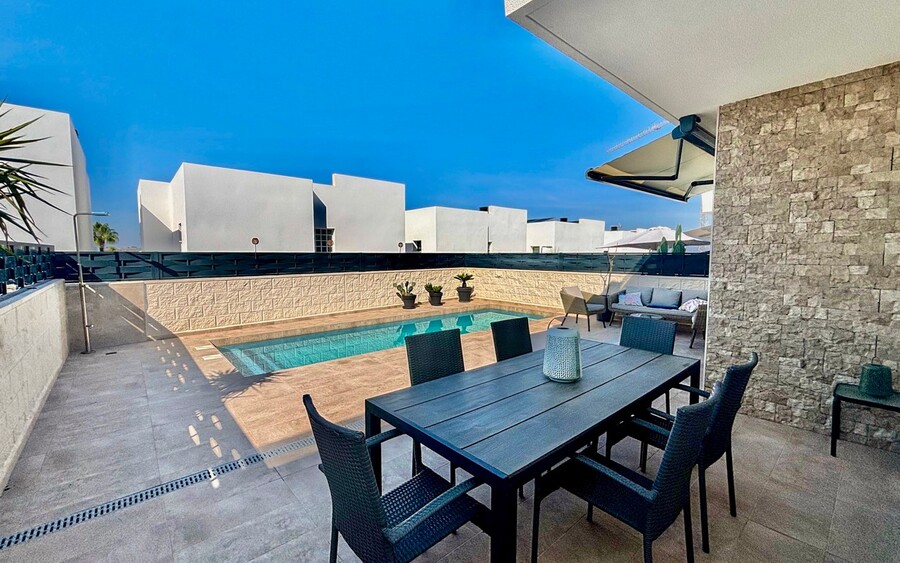 2 Bed, 2 Bath, HouseFor Sale, Benijofar, Alicante