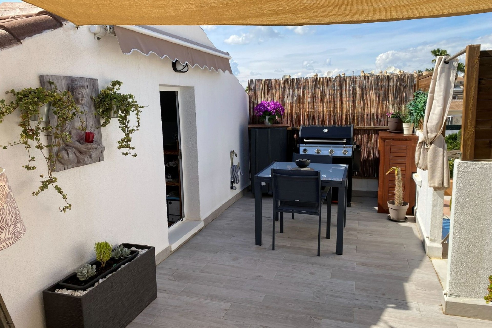 2 Bed, 2 Bath, ApartmentFor Sale, Doña Pepa, Alicante