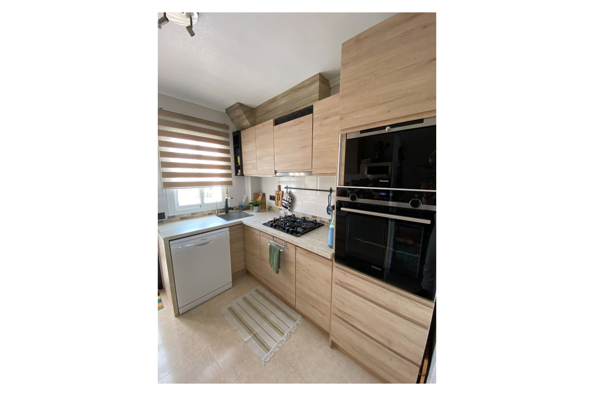 2 Bed, 2 Bath, ApartmentFor Sale, Doña Pepa, Alicante