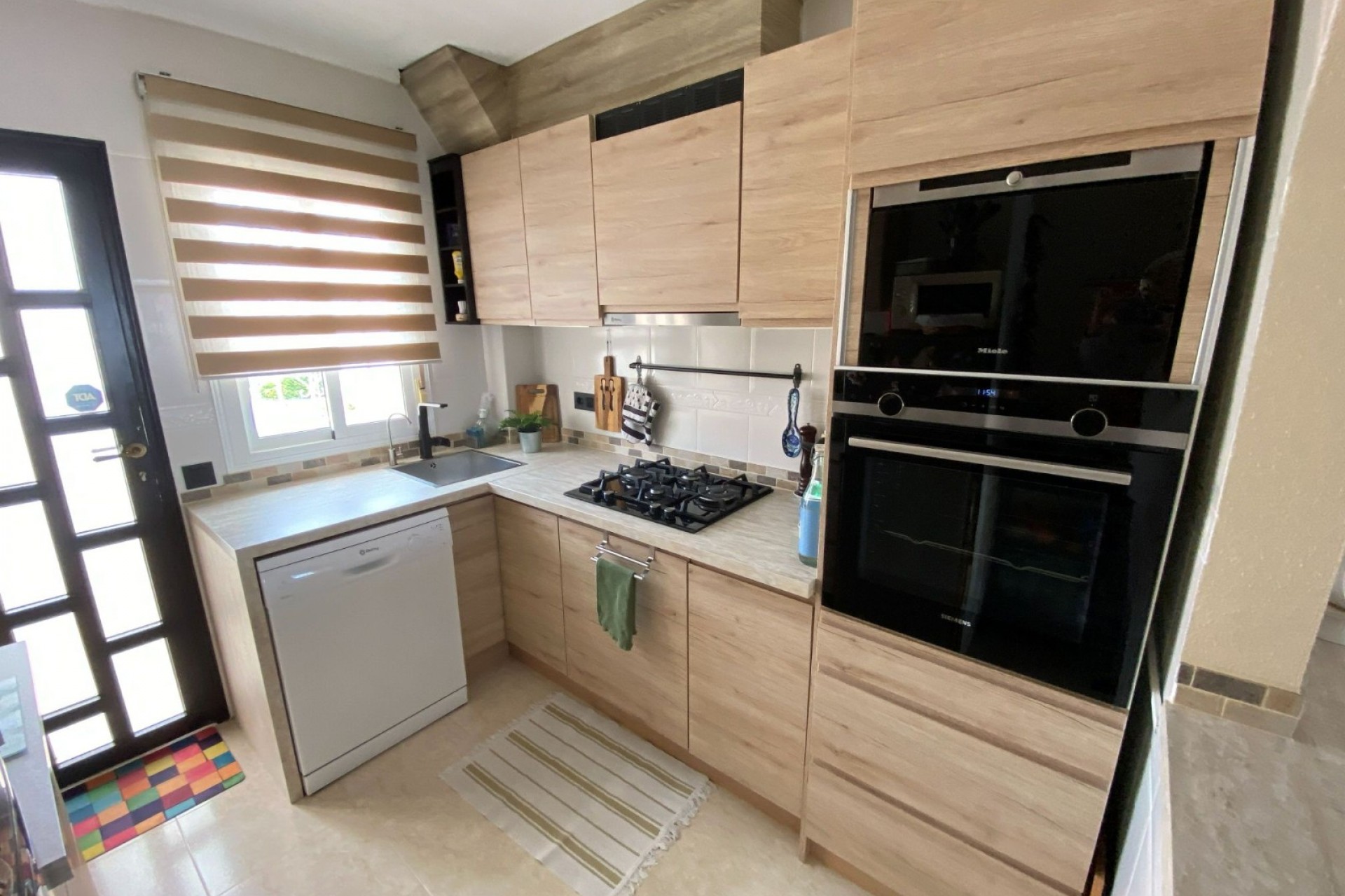 2 Bed, 2 Bath, ApartmentFor Sale, Doña Pepa, Alicante