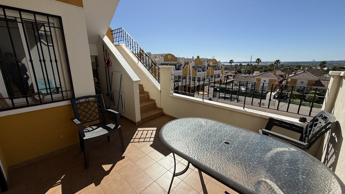 2 Bed, 1 Bath, ApartmentFor Sale, Los Montesinos, Alicante