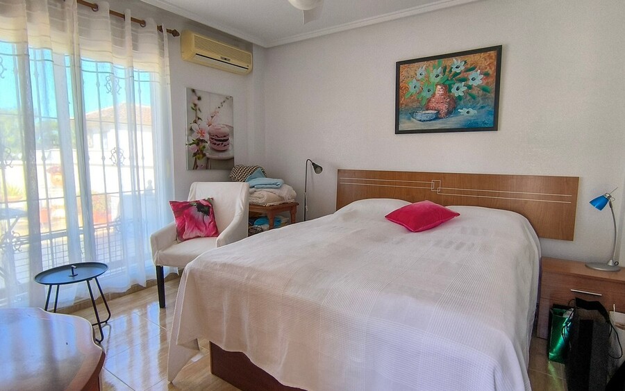 3 Bed, 2 Bath, HouseFor Sale, Algorfa, Alicante