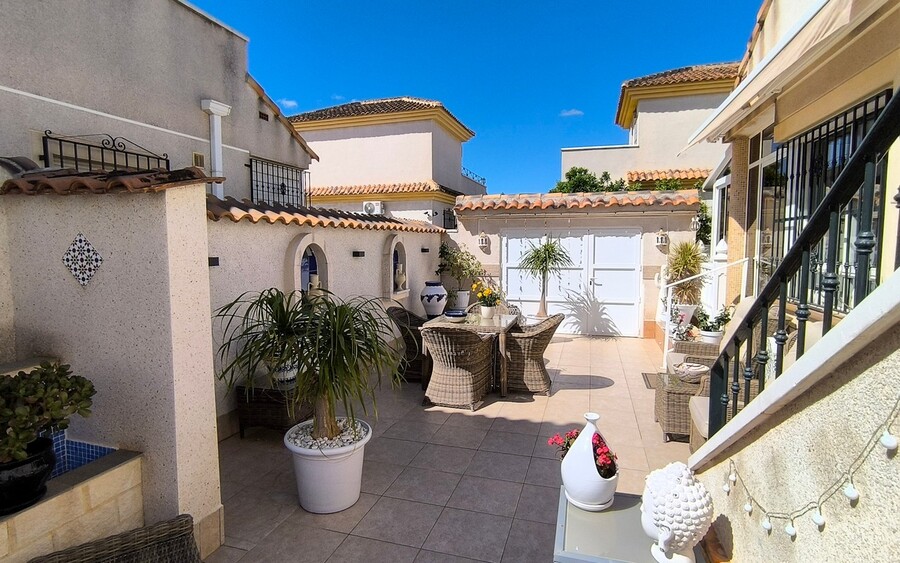 3 Bed, 2 Bath, HouseFor Sale, Algorfa, Alicante