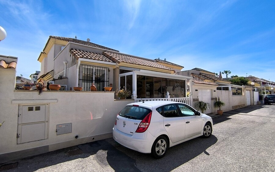 3 Bed, 2 Bath, HouseFor Sale, Algorfa, Alicante