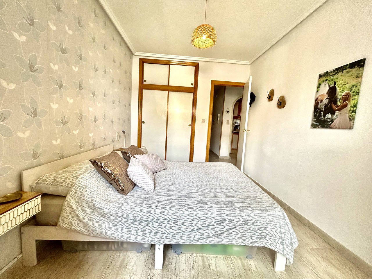 2 Bed, 1 Bath, ApartmentFor Sale, Torrevieja, Alicante