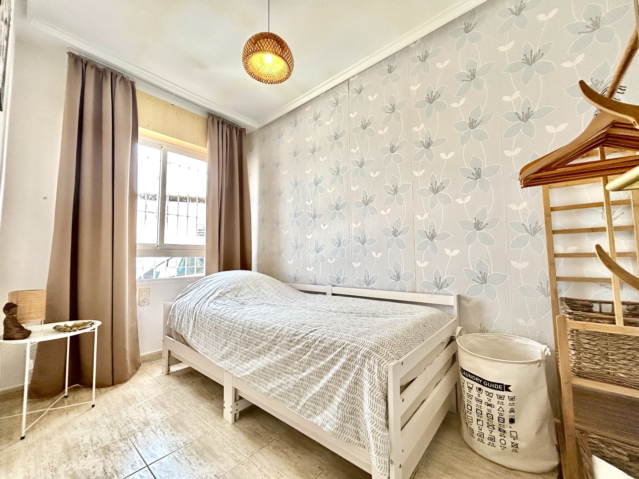 2 Bed, 1 Bath, ApartmentFor Sale, Torrevieja, Alicante