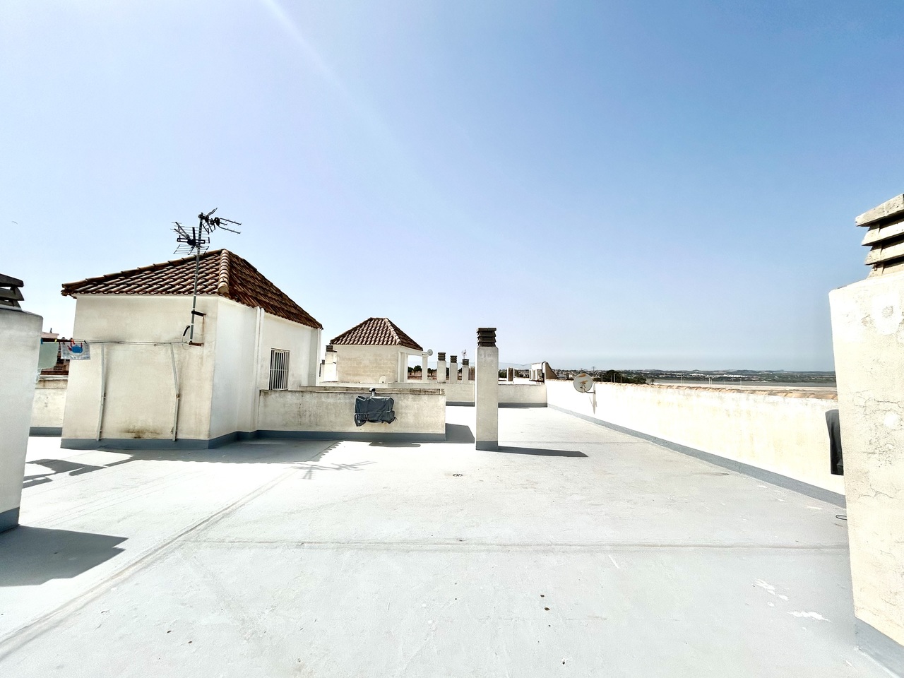 2 Bed, 1 Bath, ApartmentFor Sale, Torrevieja, Alicante