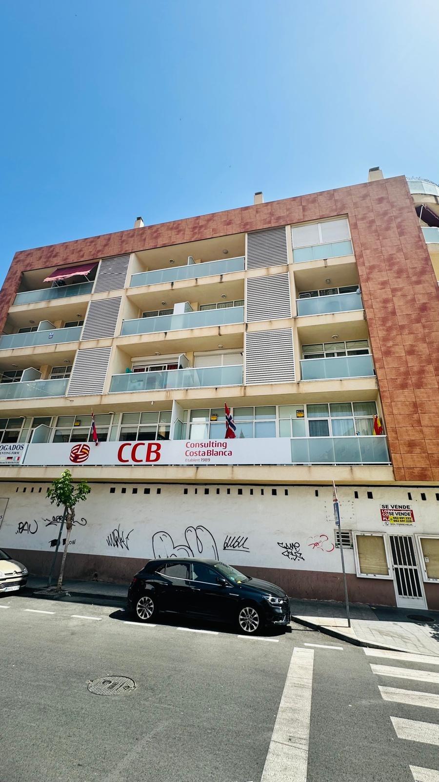 3 Bed, 1 Bath, ApartmentFor Sale, Torrevieja, Alicante