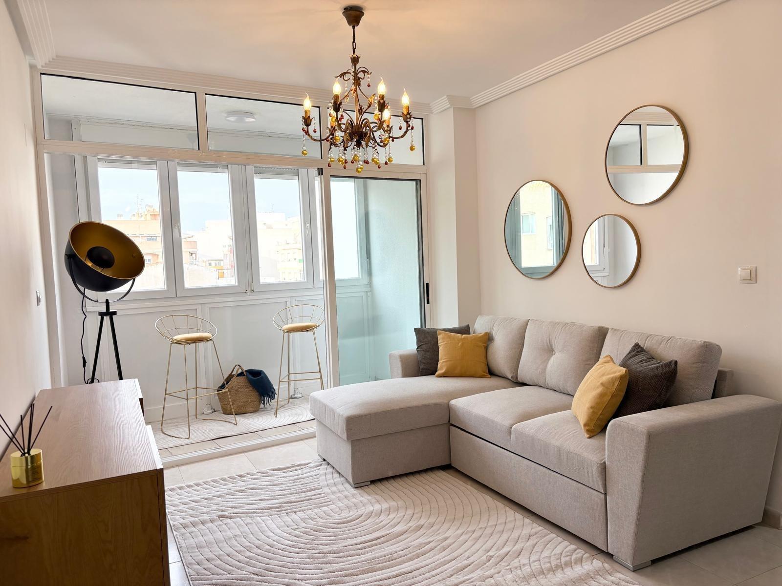 3 Bed, 1 Bath, ApartmentFor Sale, Torrevieja, Alicante