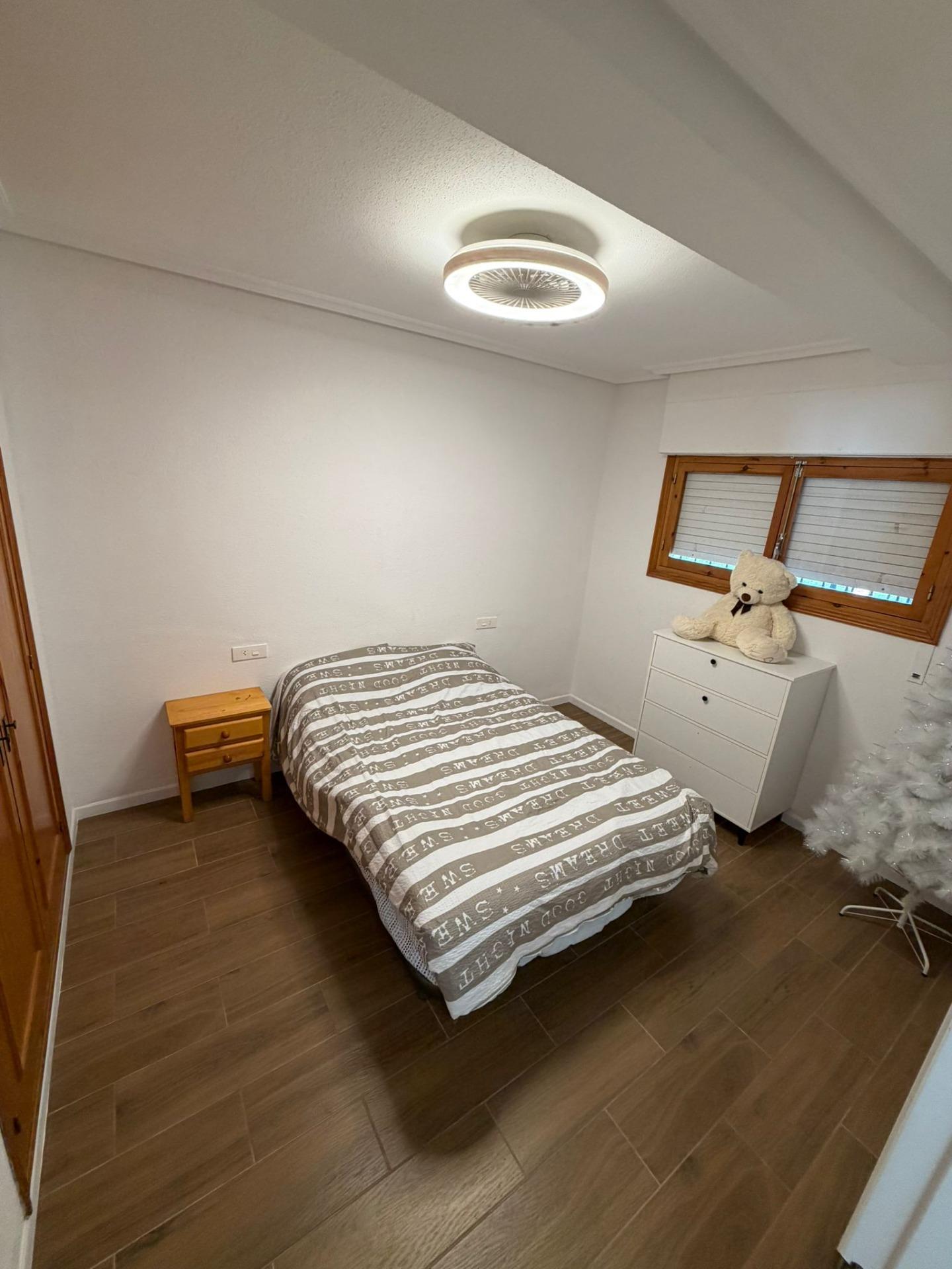 2 Bed, 1 Bath, ApartmentFor Sale, Torrevieja, Alicante