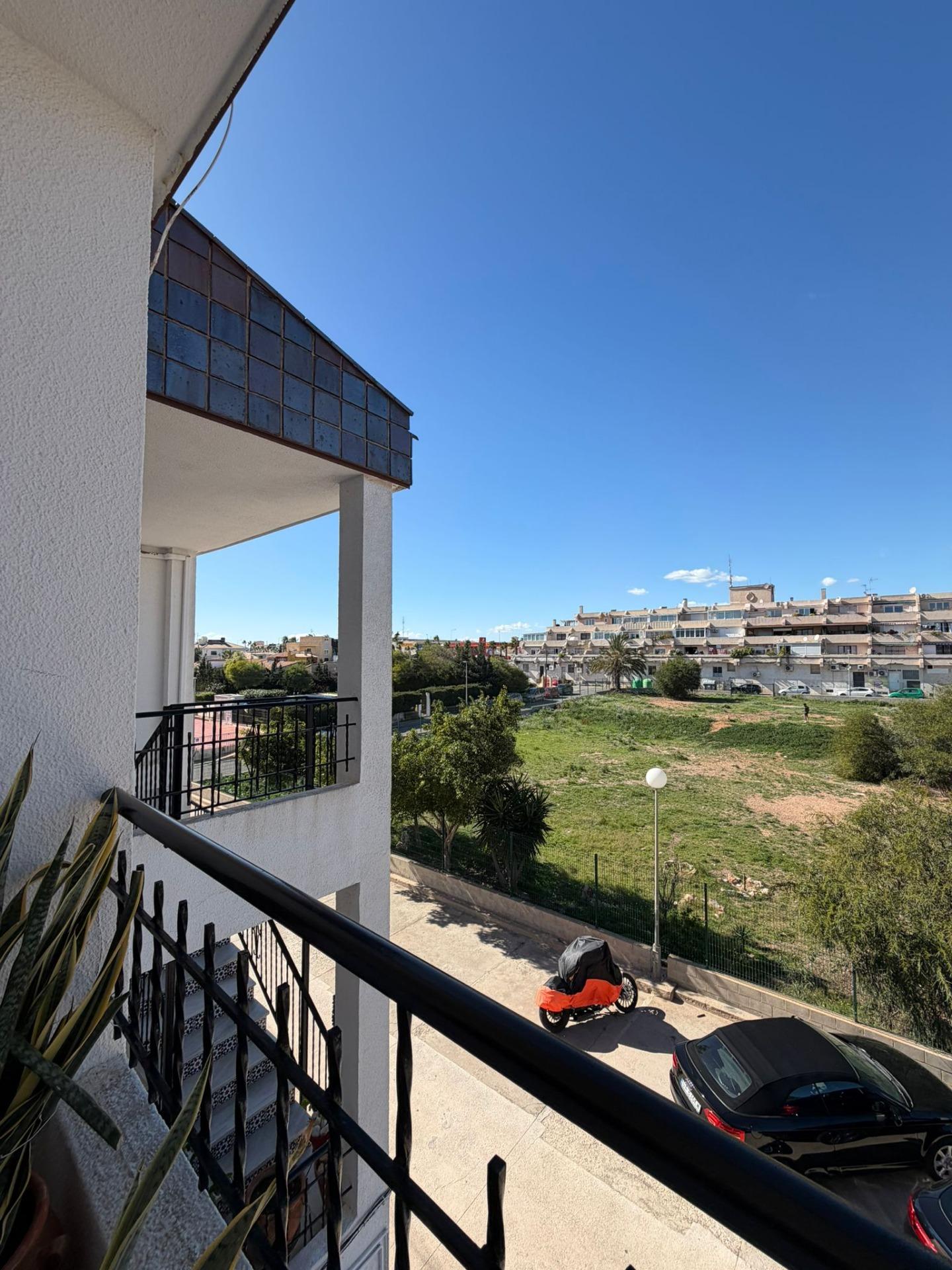 2 Bed, 1 Bath, ApartmentFor Sale, Torrevieja, Alicante