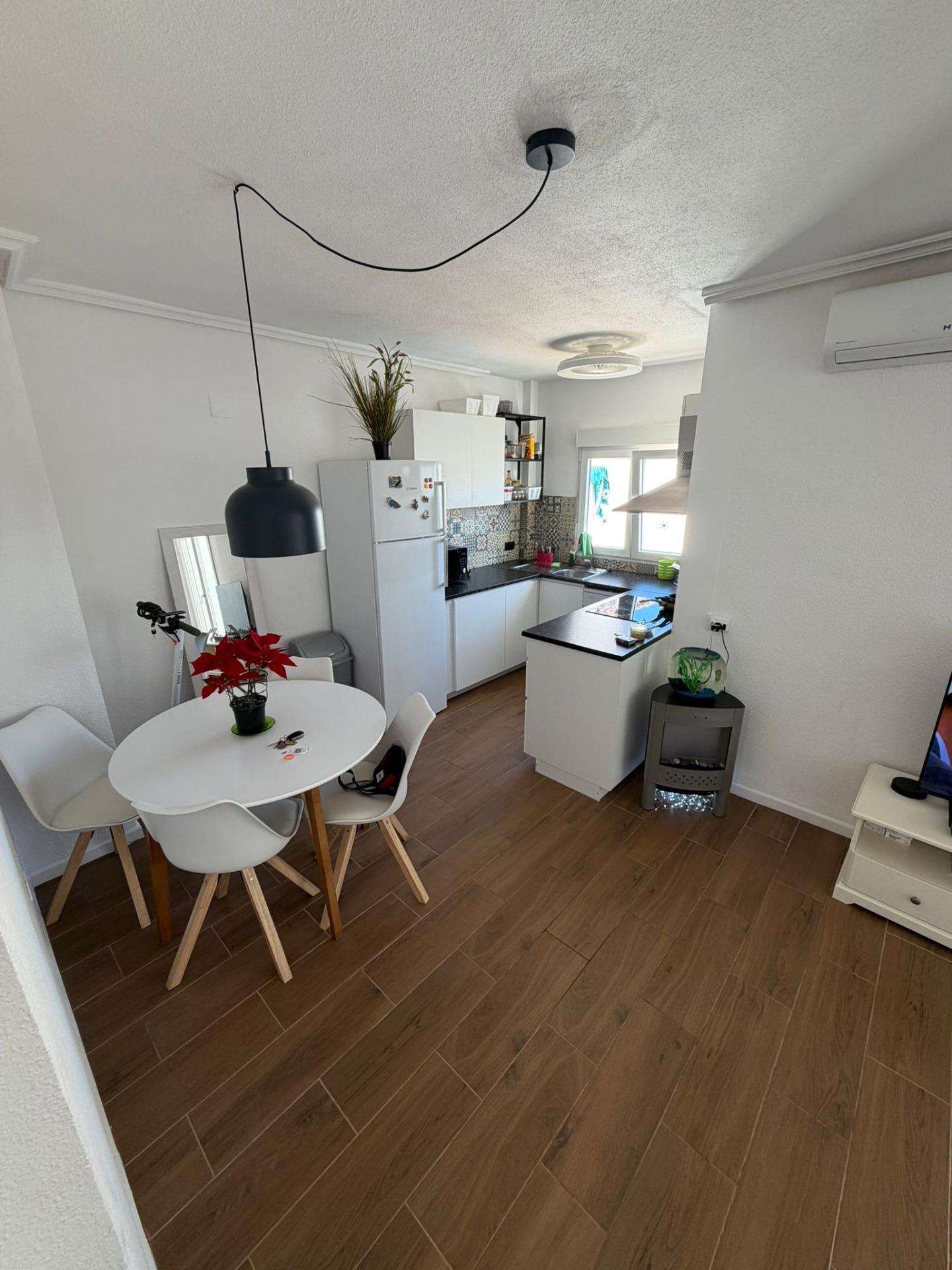 2 Bed, 1 Bath, ApartmentFor Sale, Torrevieja, Alicante