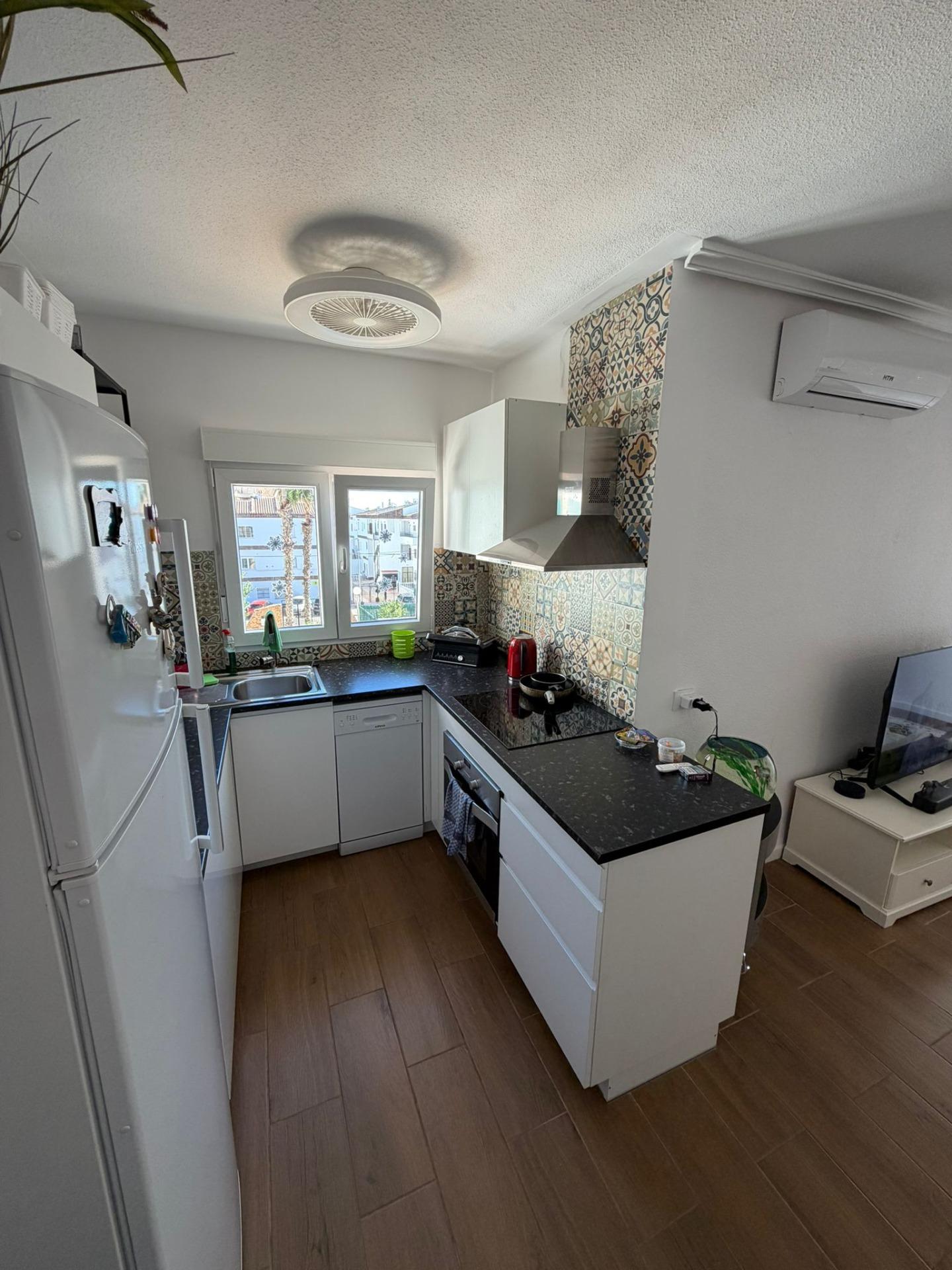 2 Bed, 1 Bath, ApartmentFor Sale, Torrevieja, Alicante