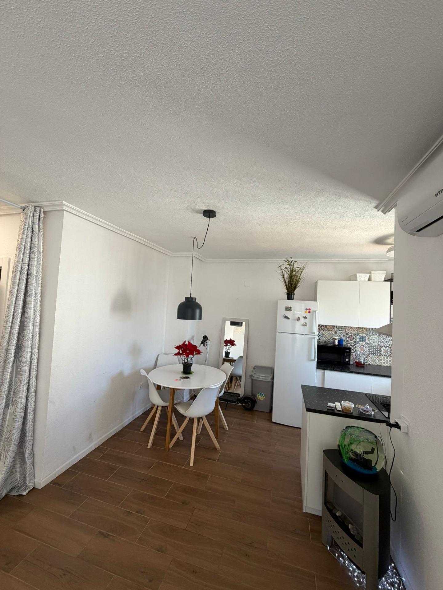 2 Bed, 1 Bath, ApartmentFor Sale, Torrevieja, Alicante