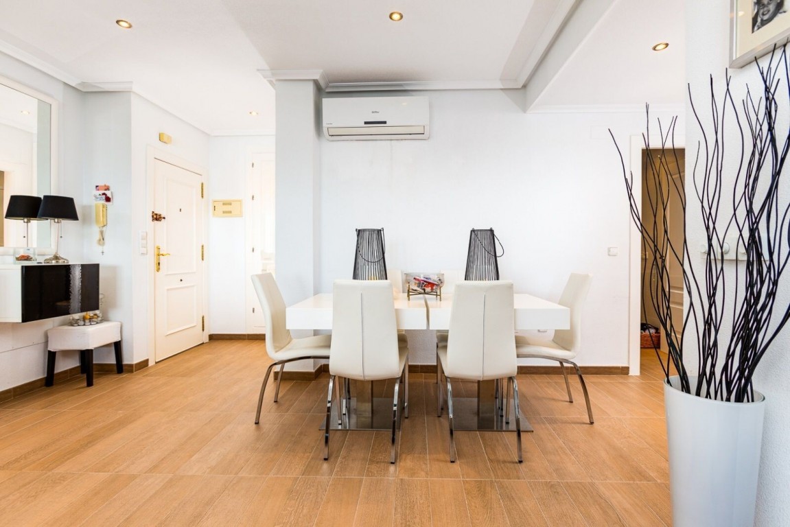 2 Bed, 2 Bath, ApartmentFor Sale, Lomas De Campoamor, Alicante