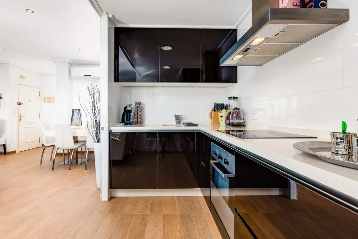 2 Bed, 2 Bath, ApartmentFor Sale, Lomas De Campoamor, Alicante