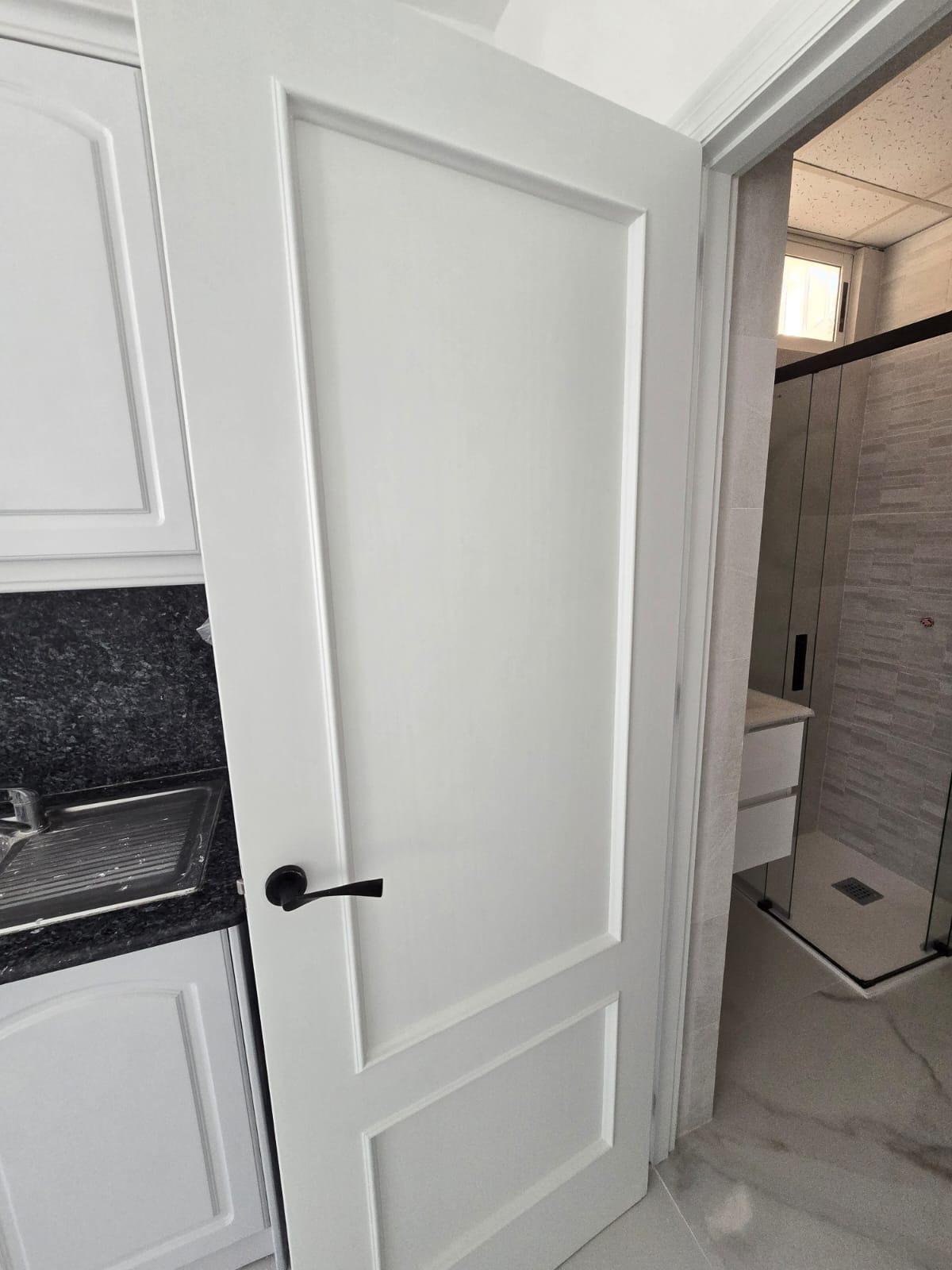 3 Bed, 2 Bath, ApartmentFor Sale, Torrevieja, Alicante