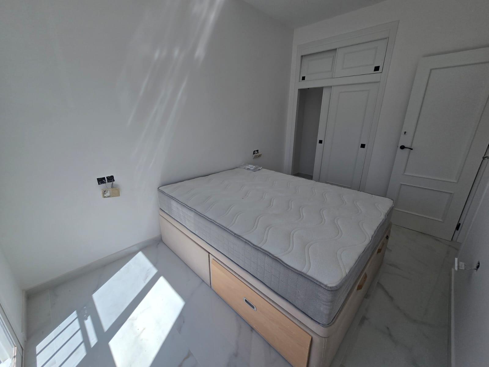 3 Bed, 2 Bath, ApartmentFor Sale, Torrevieja, Alicante