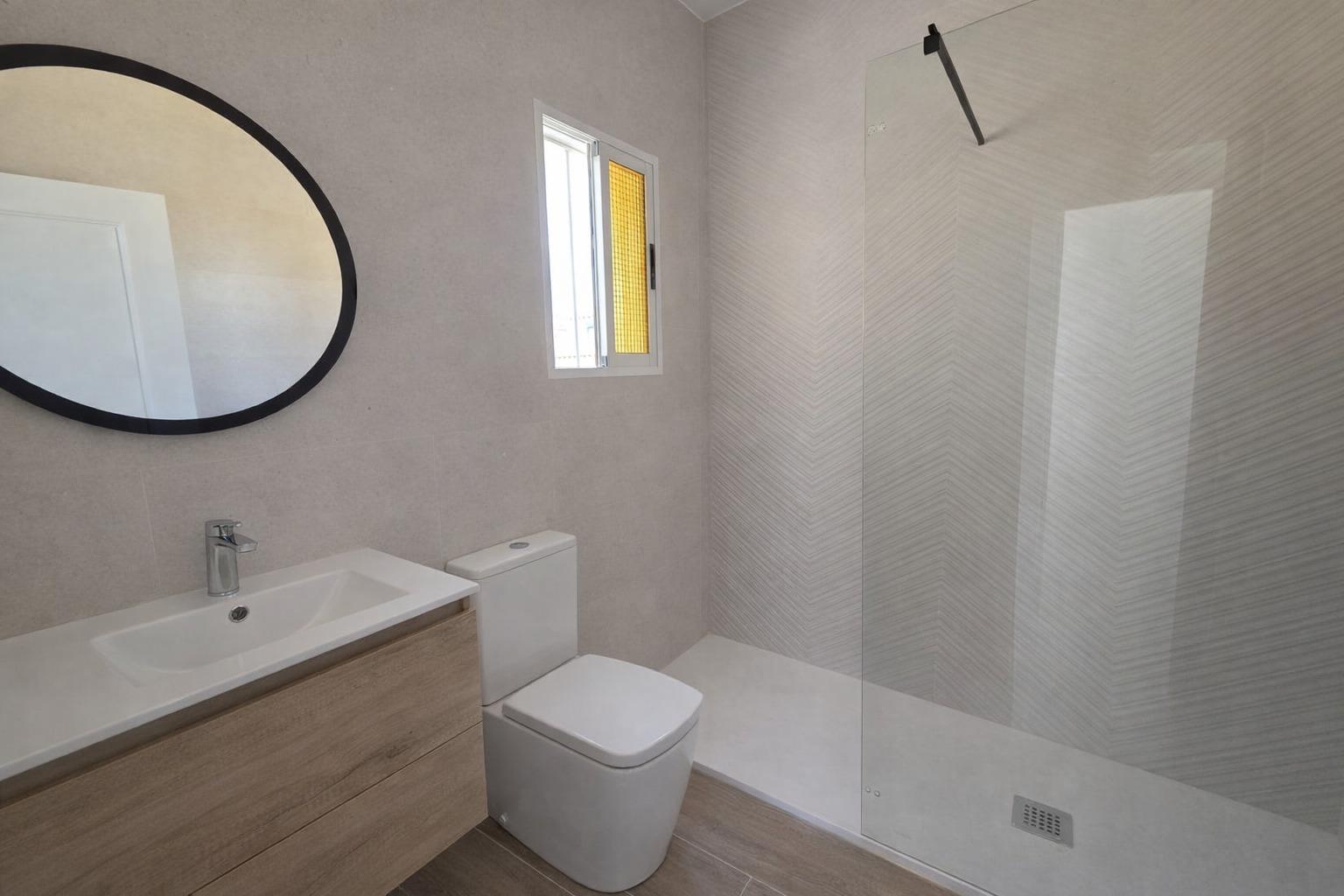 3 Bed, 2 Bath, ApartmentFor Sale, Torrevieja, Alicante