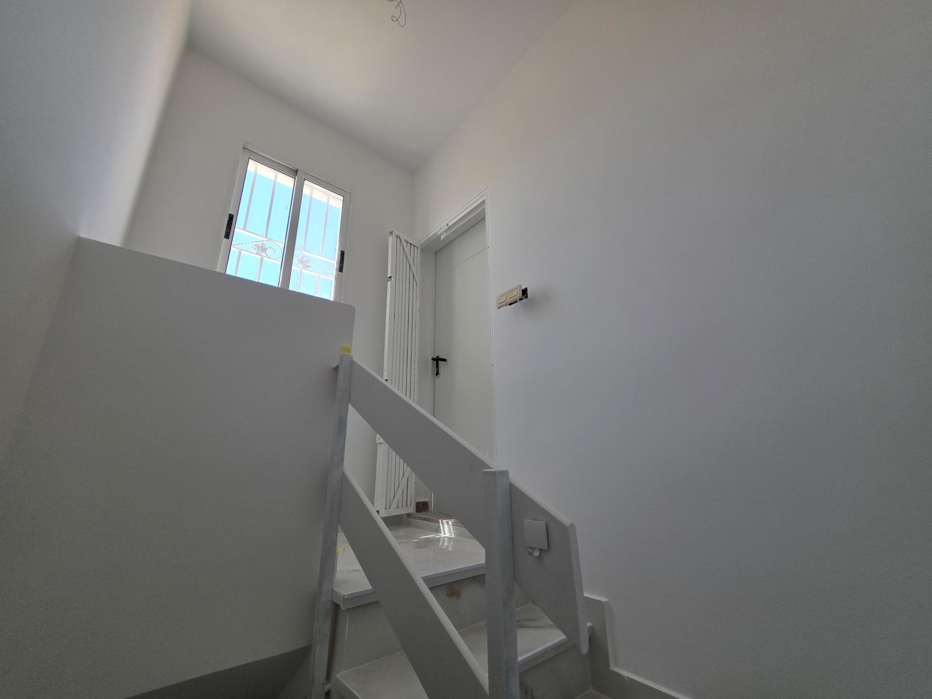 3 Bed, 2 Bath, ApartmentFor Sale, Torrevieja, Alicante