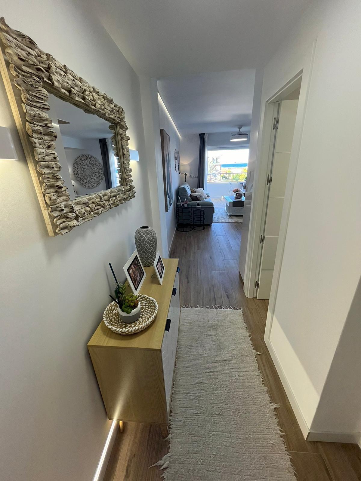 3 Bed, 2 Bath, ApartmentFor Sale, Torrevieja, Alicante