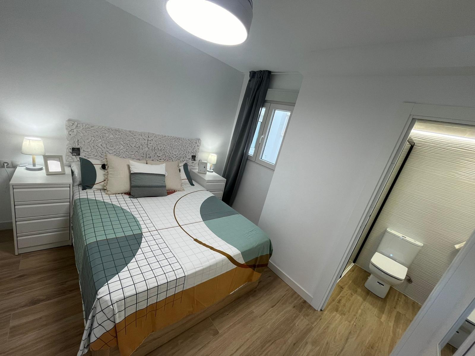 3 Bed, 2 Bath, ApartmentFor Sale, Torrevieja, Alicante