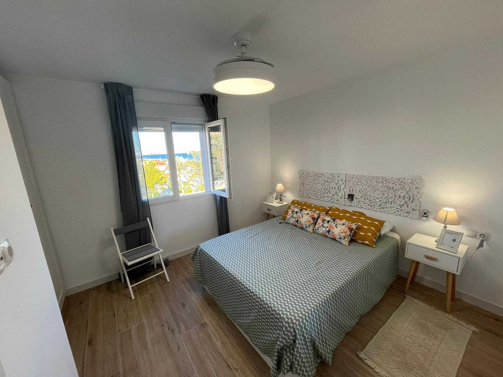 3 Bed, 2 Bath, ApartmentFor Sale, Torrevieja, Alicante