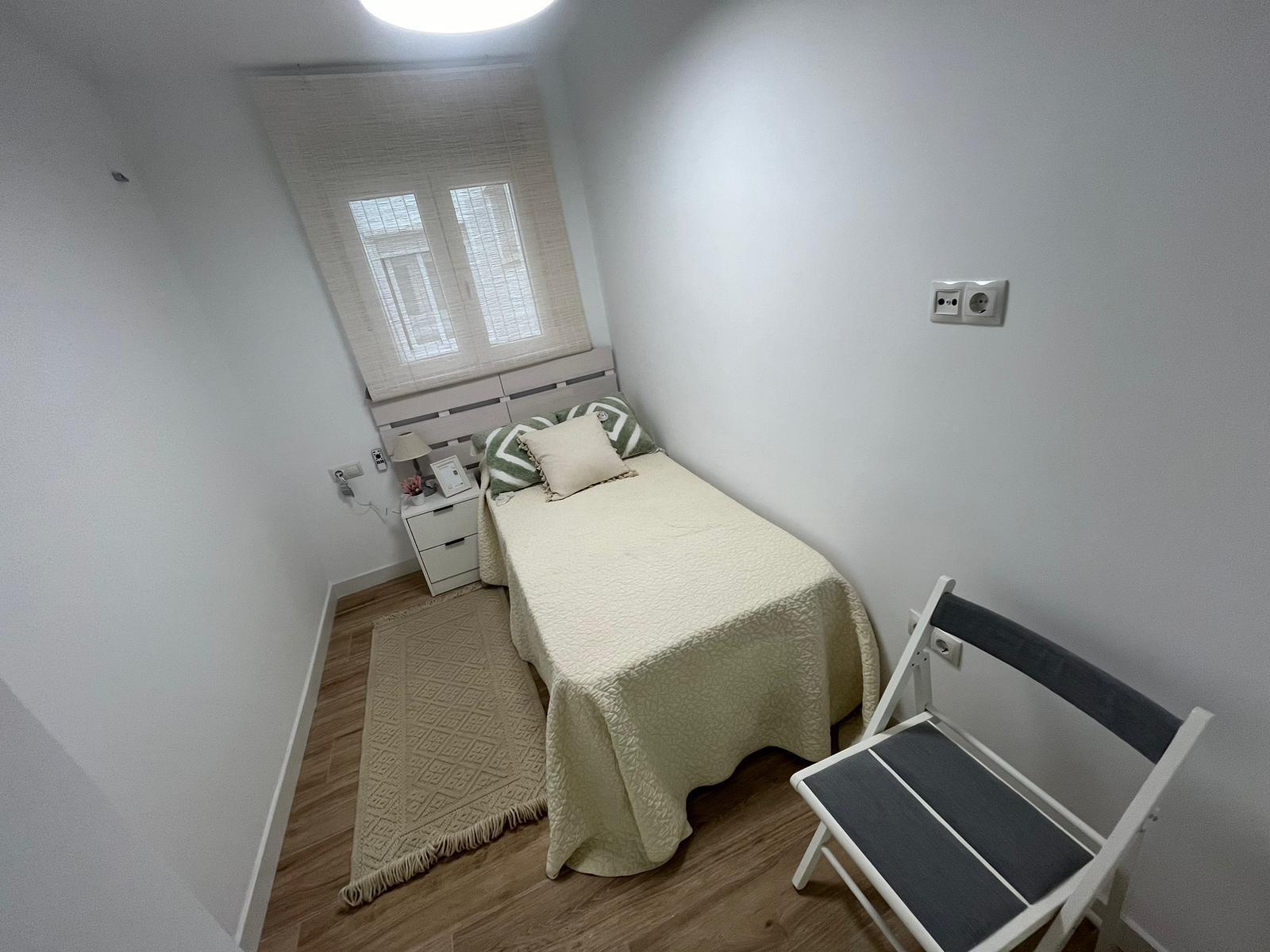 3 Bed, 2 Bath, ApartmentFor Sale, Torrevieja, Alicante