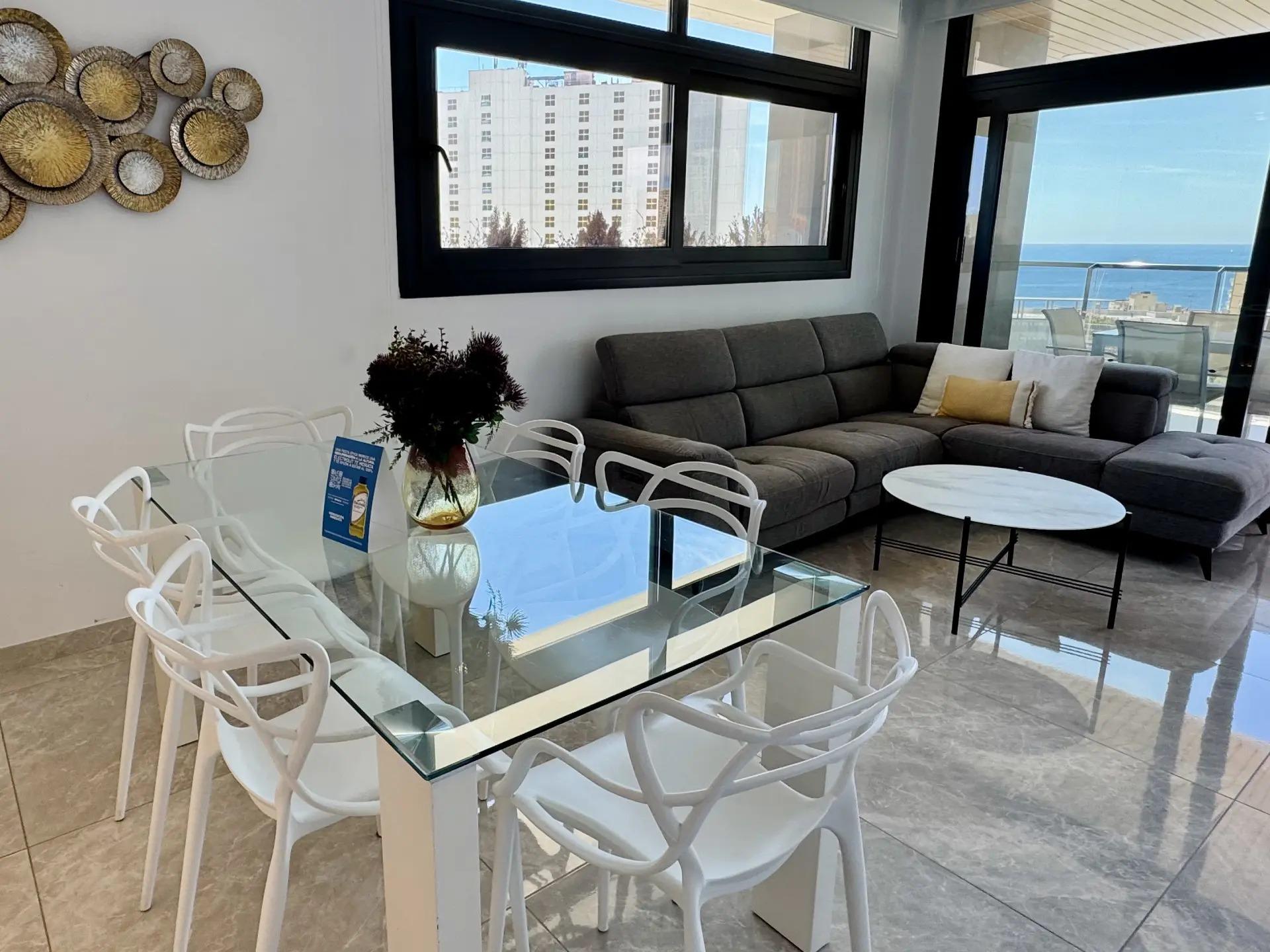 3 Bed, 2 Bath, ApartmentFor Sale, Benidorm, Alicante