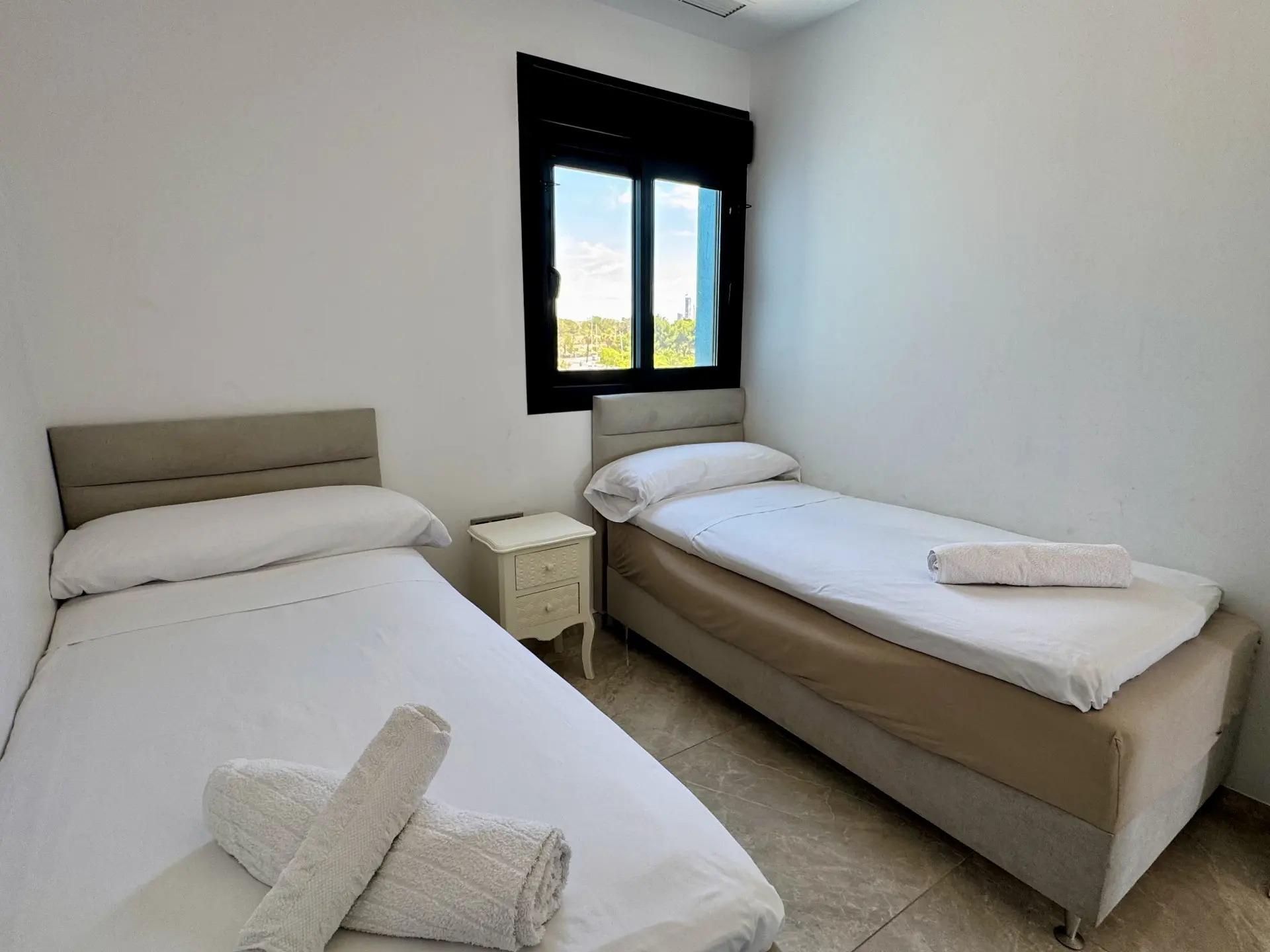 3 Bed, 2 Bath, ApartmentFor Sale, Benidorm, Alicante