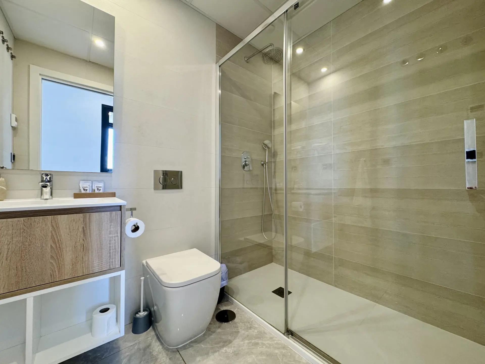 3 Bed, 2 Bath, ApartmentFor Sale, Benidorm, Alicante