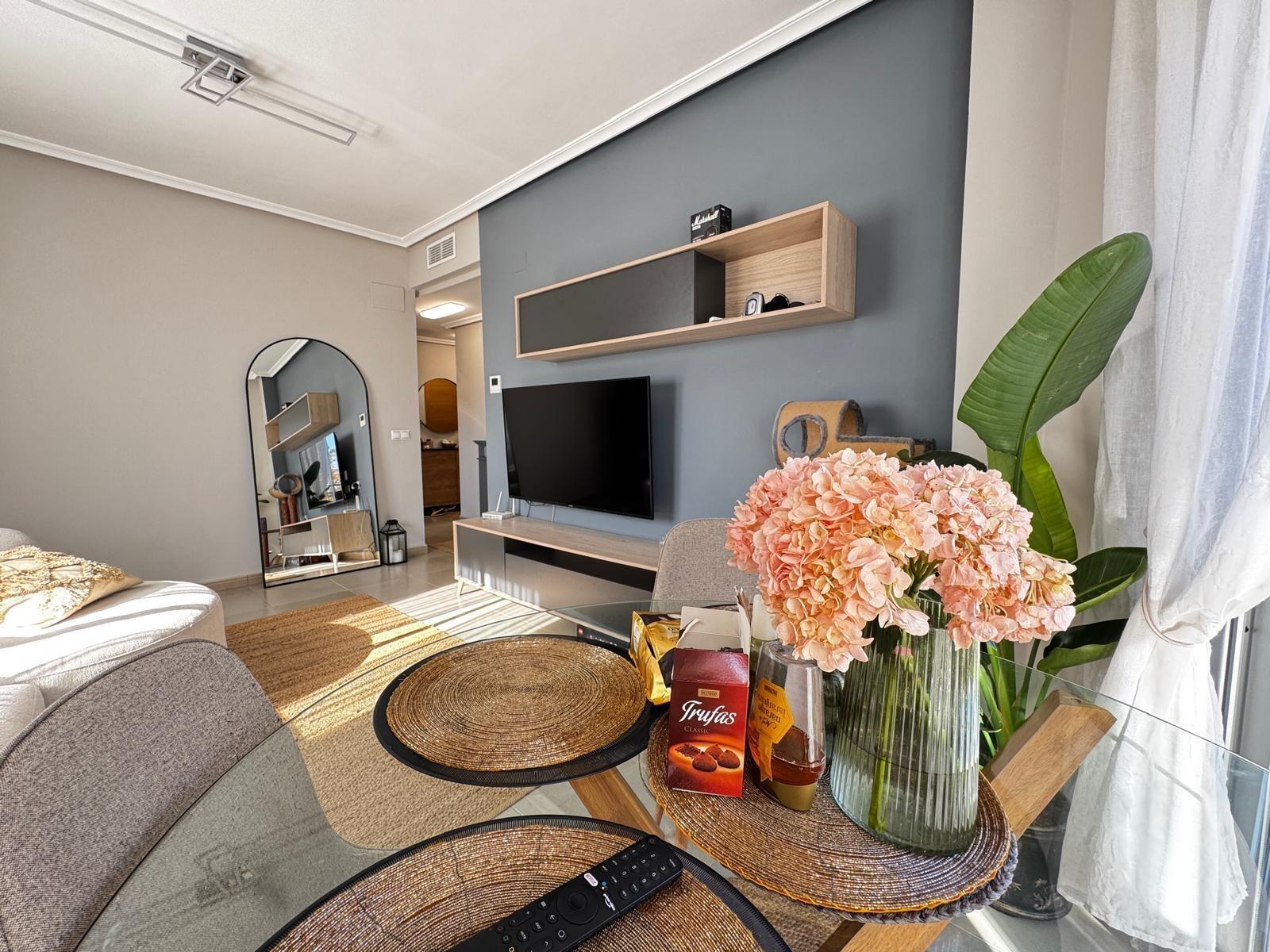 3 Bed, 2 Bath, ApartmentFor Sale, Torrevieja, Alicante