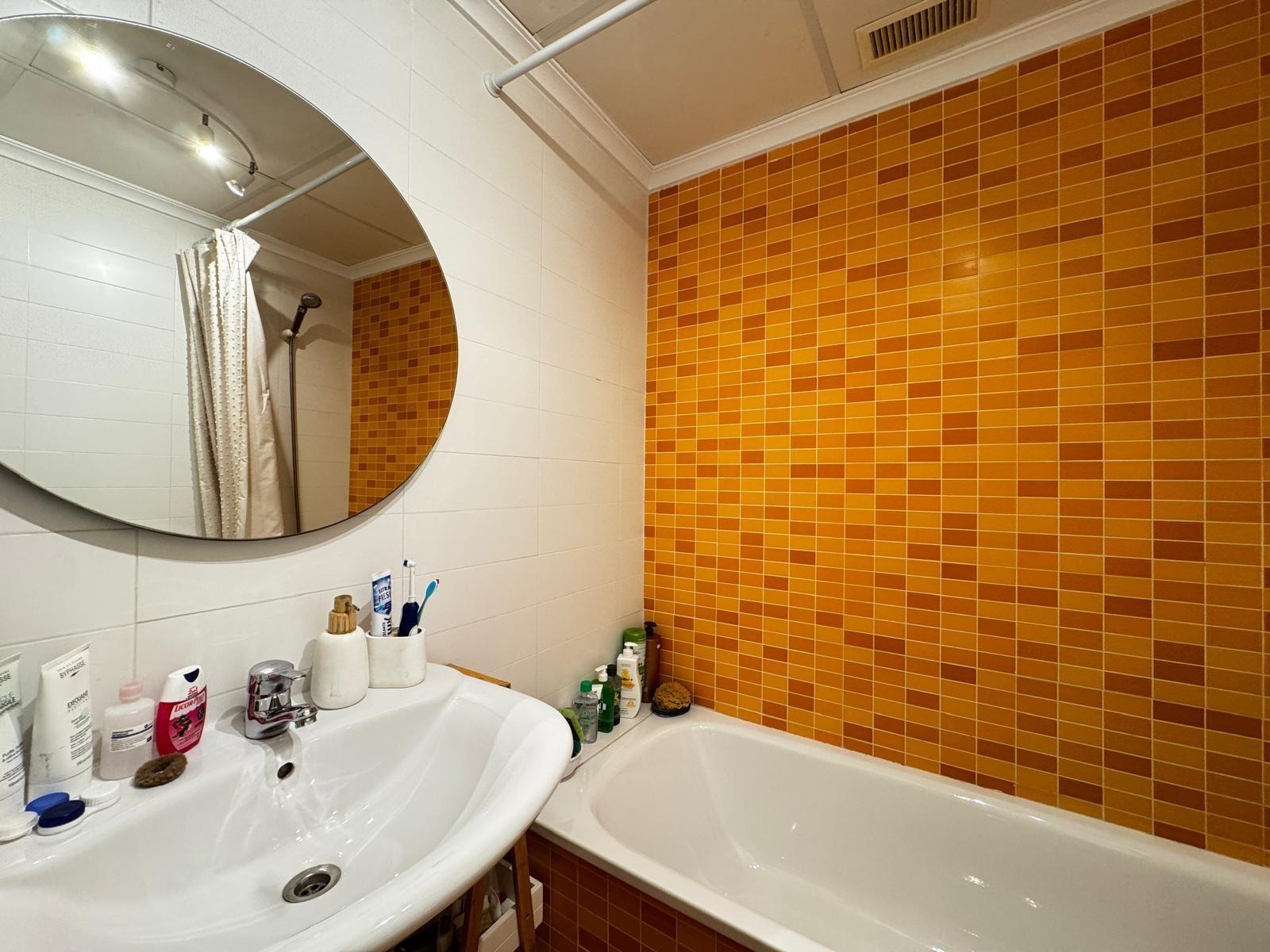 3 Bed, 2 Bath, ApartmentFor Sale, Torrevieja, Alicante