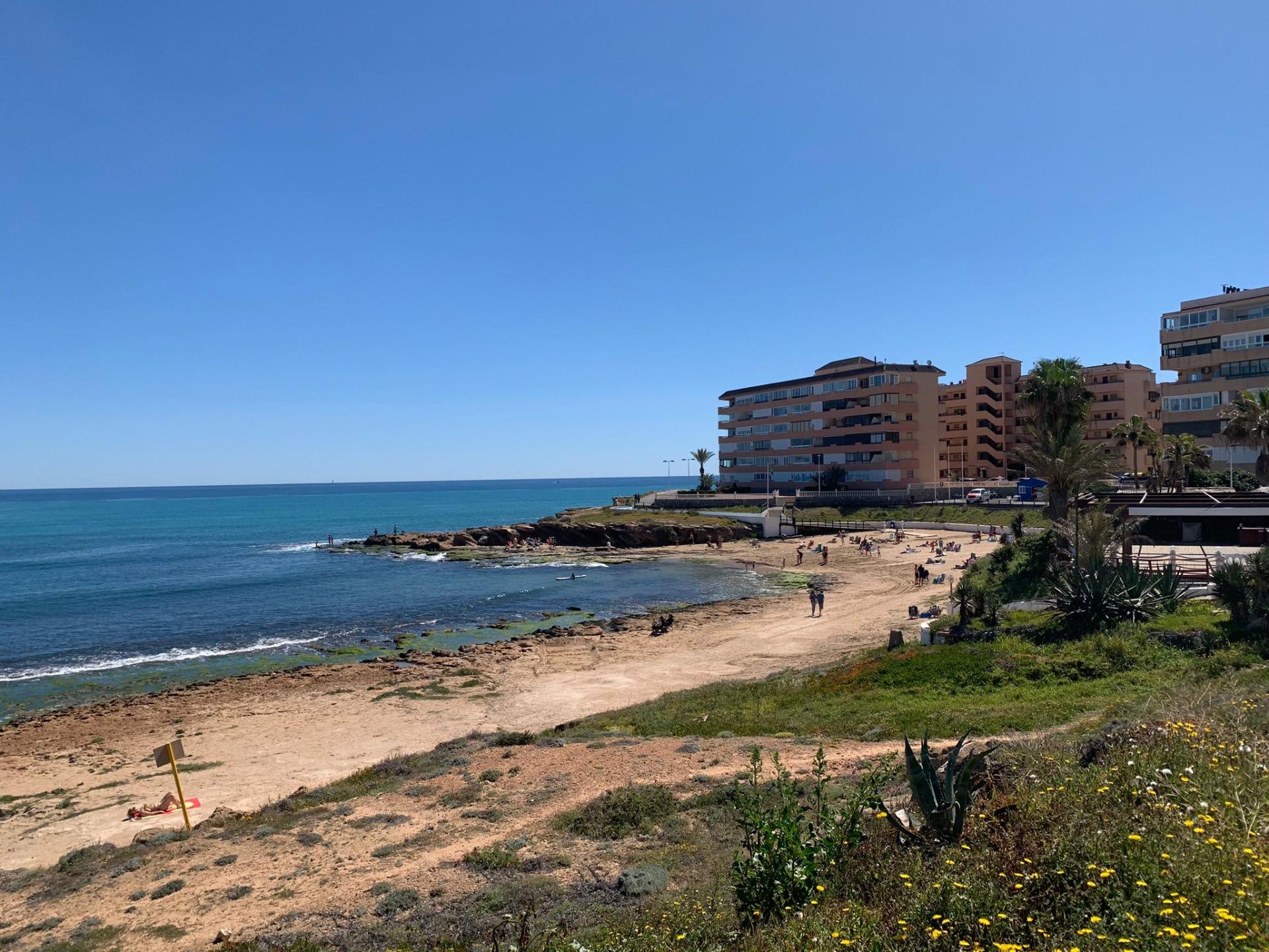 3 Bed, 1 Bath, ApartmentFor Sale, Torrevieja, Alicante