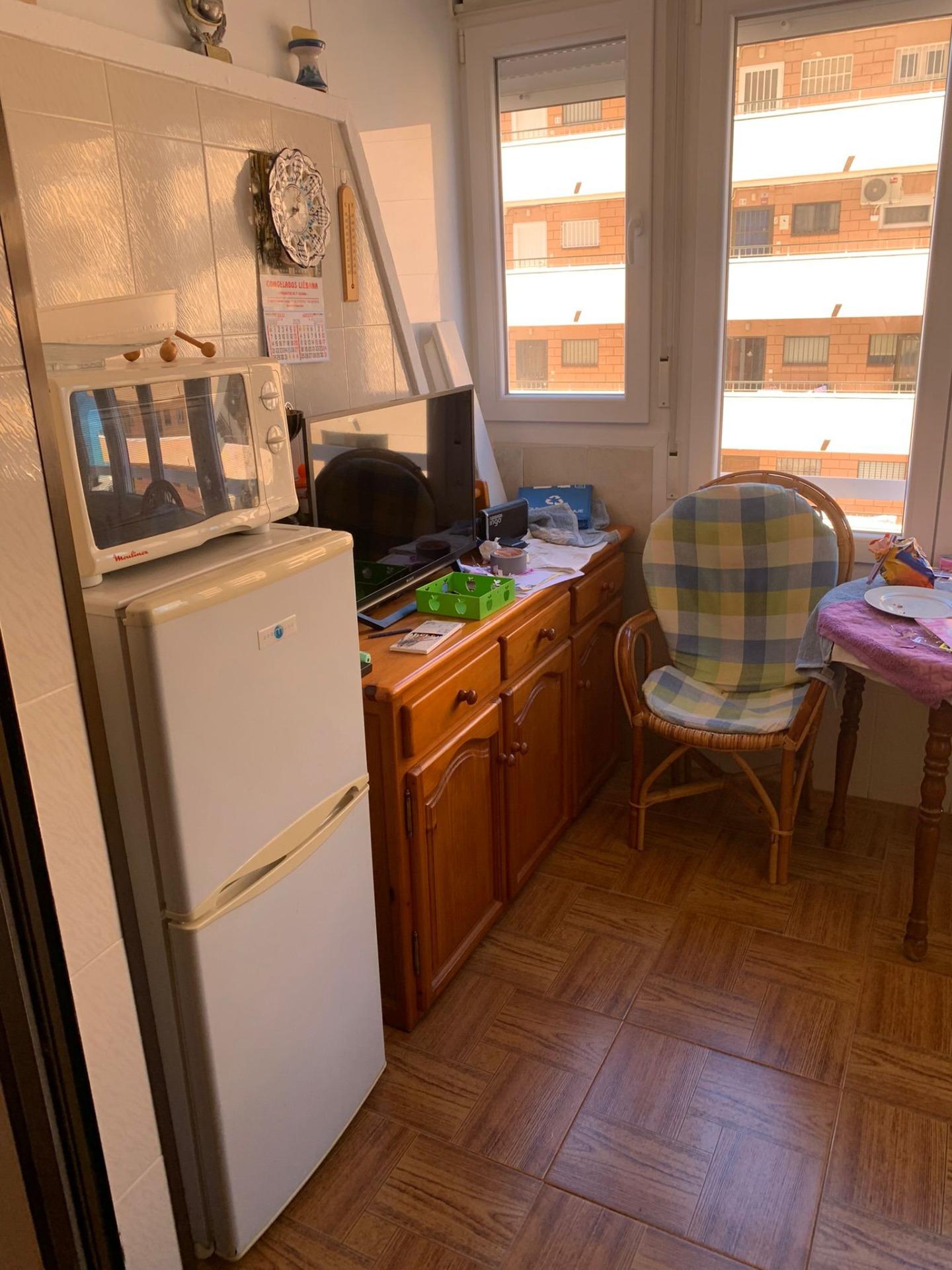 3 Bed, 1 Bath, ApartmentFor Sale, Torrevieja, Alicante
