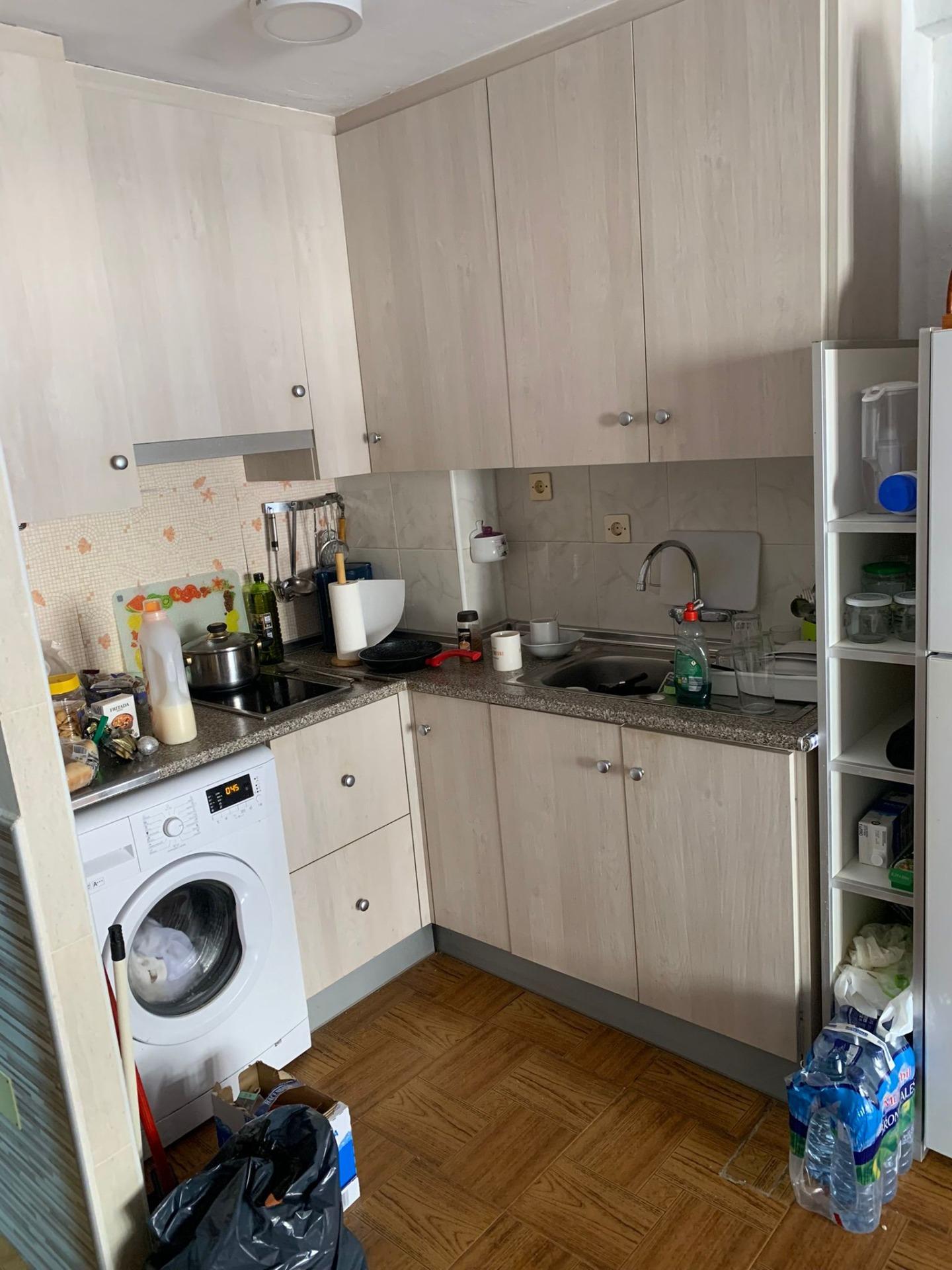 3 Bed, 1 Bath, ApartmentFor Sale, Torrevieja, Alicante