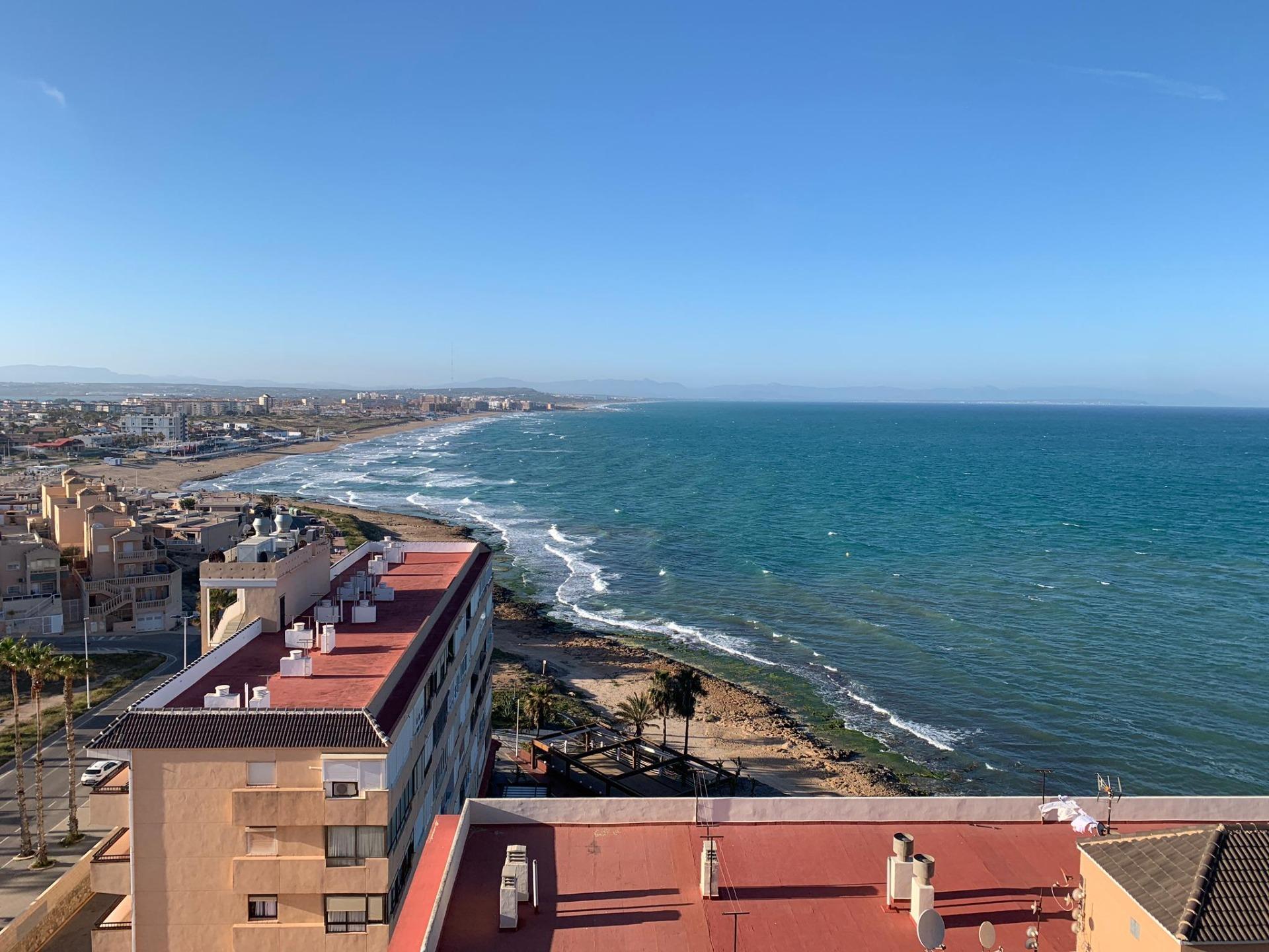 3 Bed, 1 Bath, ApartmentFor Sale, Torrevieja, Alicante