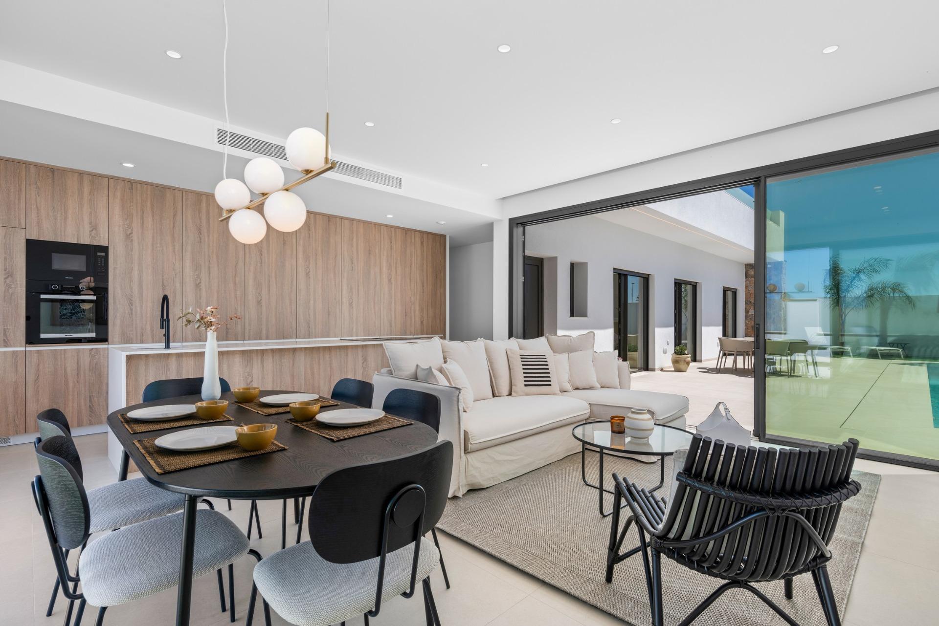 3 Bed, 2 Bath, HouseFor Sale, Los Alcazares, Murcia