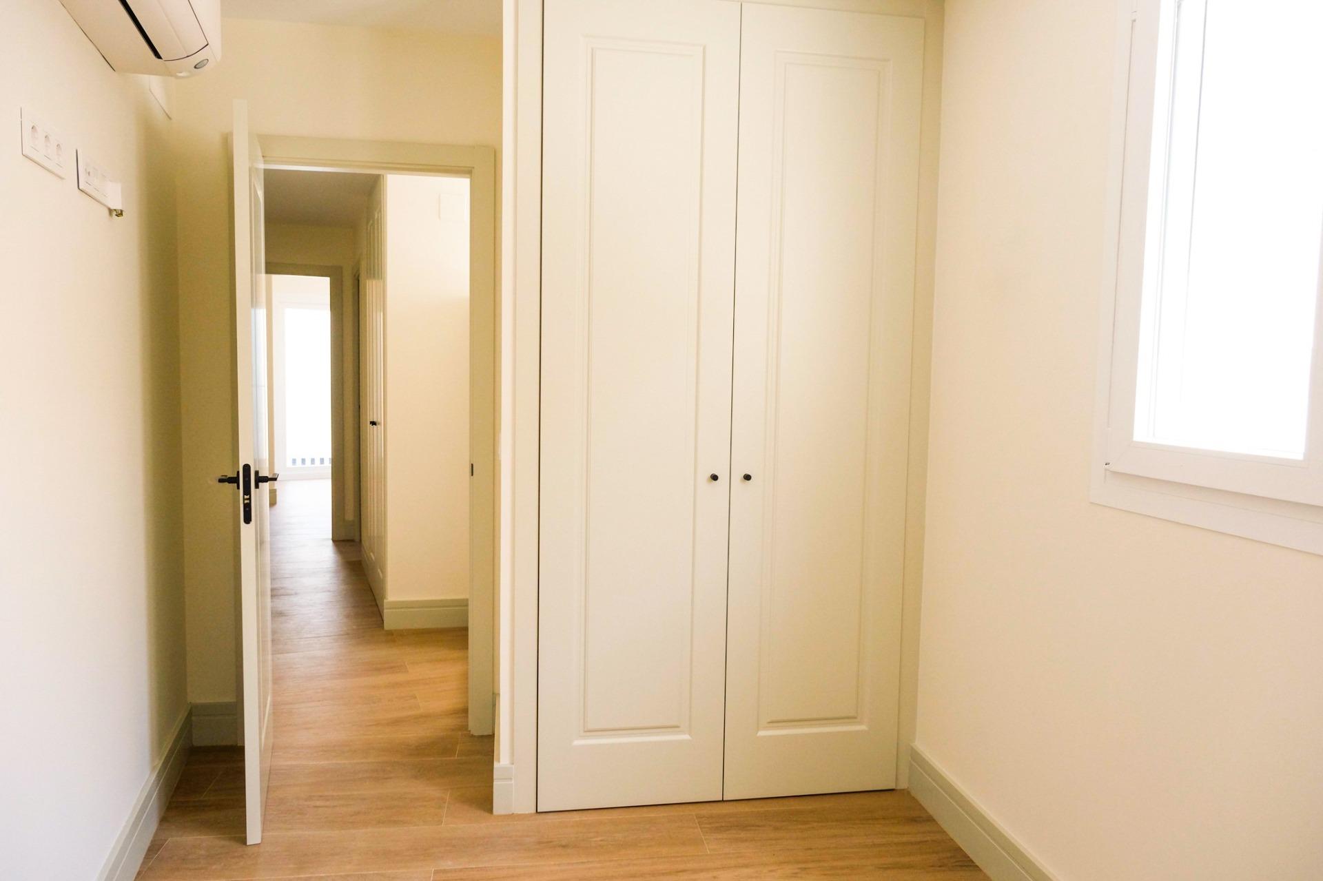 2 Bed, 1 Bath, HouseFor Sale, Malaga, Malaga